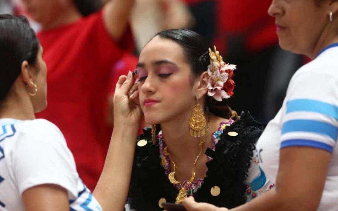 Concurso de marinera en pareja