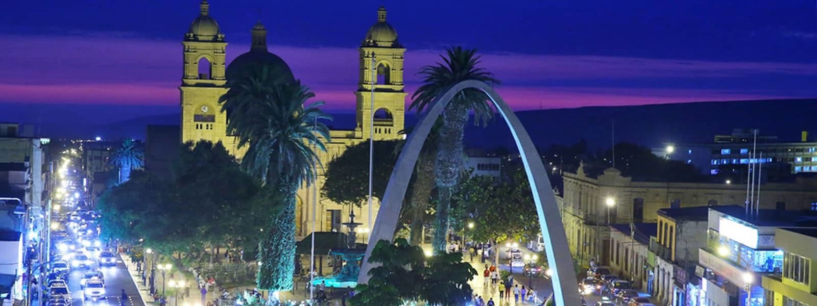 Plaza de la ciudad de Tacna